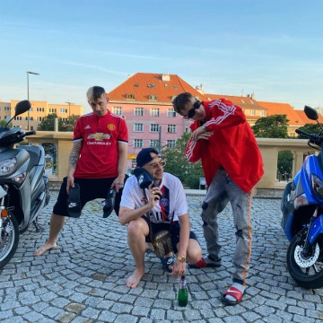 Klopi Klop (2020)