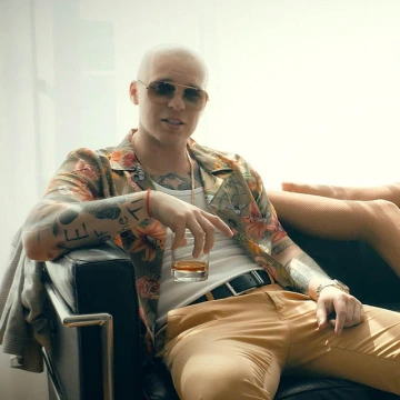 Motel (2020)
