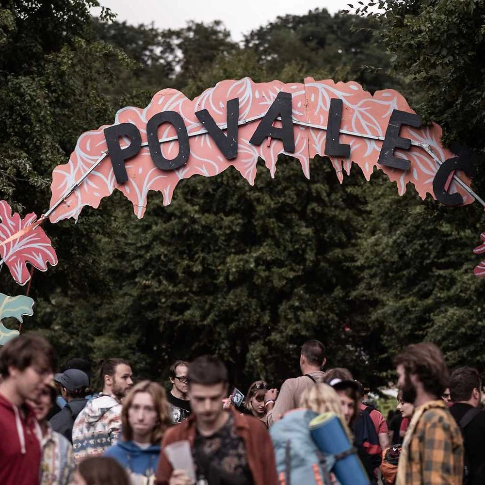 Povaleč 2026